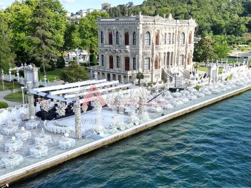 Çırağan Sarayı deniz kenarı düğün daveti