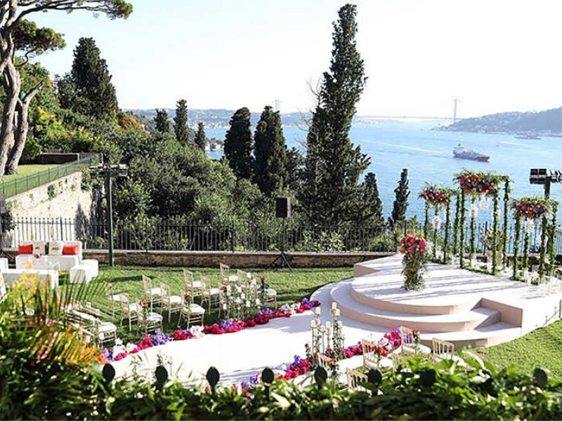 İstanbul Adile Sultan Sarayi Dugun Ve Nisan Nikah Organizasyonu organizasyon hizmeti - Nişan Organizasyonu
