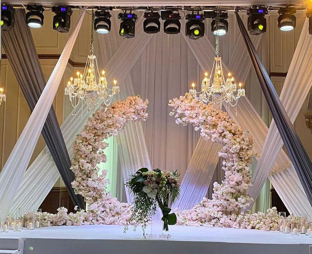 Nikah sahnesi kiralama, çiçek dekorasyonu ve organizasyon arka fon kurulumu