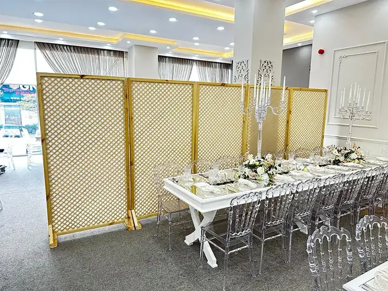 İstanbul ahşap paravan kiralama salon alan bölme uygulaması