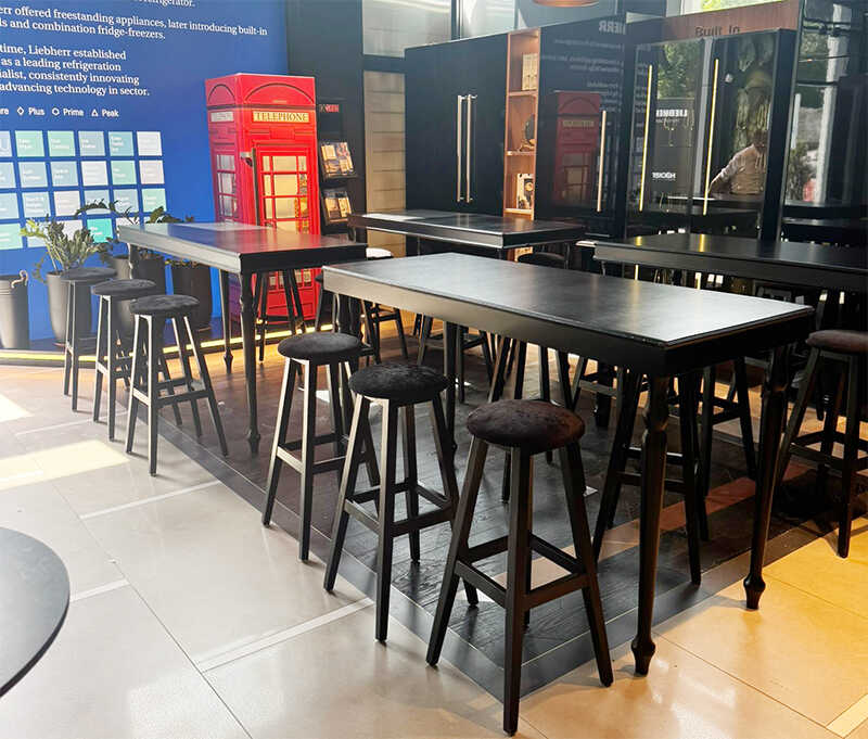 Bar taburesi kiralama, kokteyl masası ve organizasyon ekipmanları görseli - Bar Taburesi Kiralama